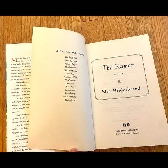 Elin Hilderbrand Five Books, Four Stories - Picture 11 of 11
